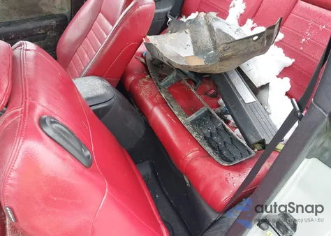 2005 Ford Mustang Gt Deluxe/Gt Premium z USA, uszkodzony, nr VIN 1ZVHT82H755103659